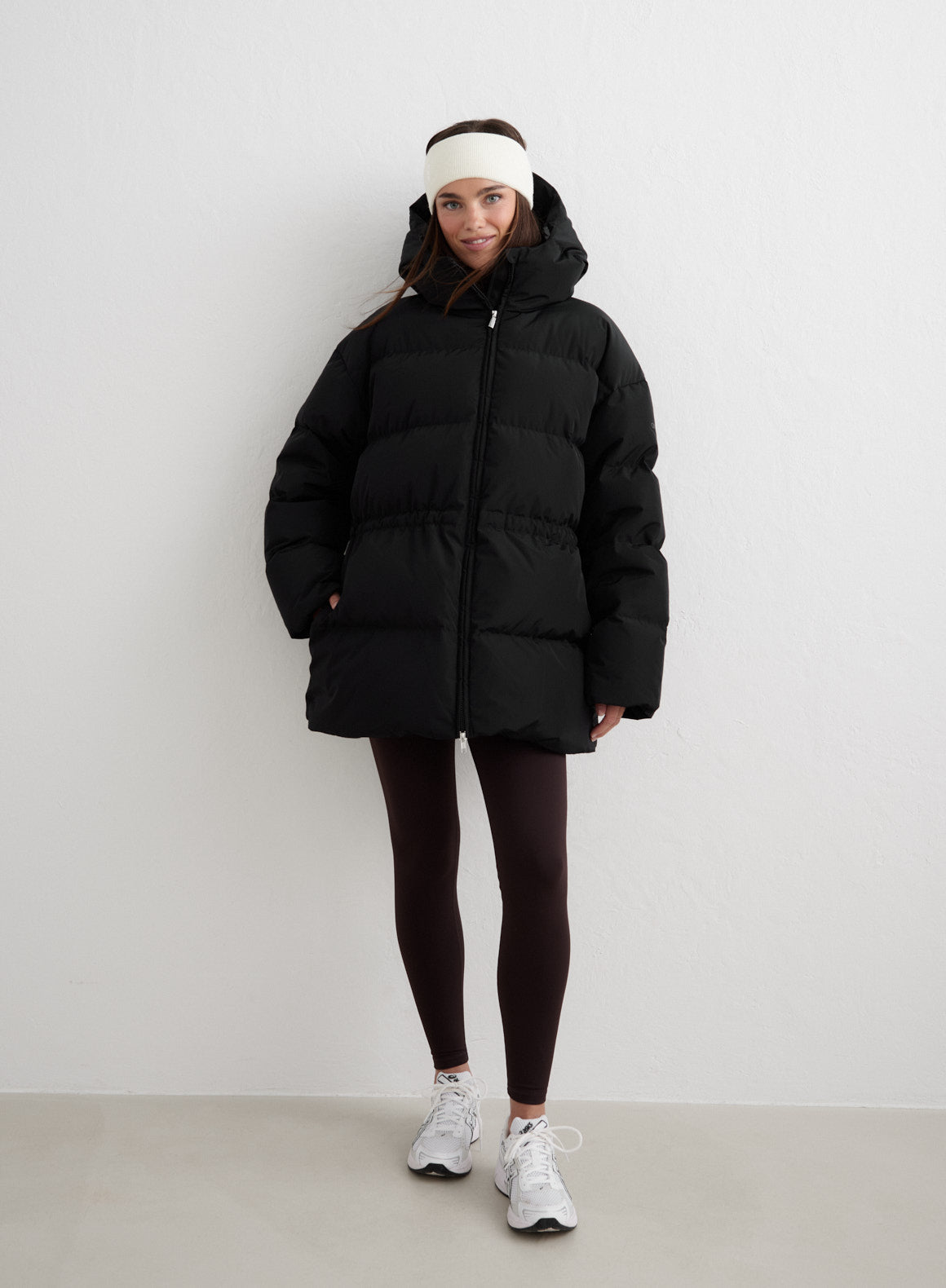 Black Moment Puffer Jacket – AIM'N EU