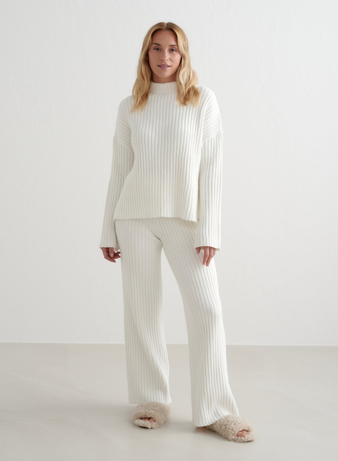 2024アパルトモン　Rib Knit Pants グレー 2024アパルトモン Rib Knit Pants グレー 2024アパルトモン Rib