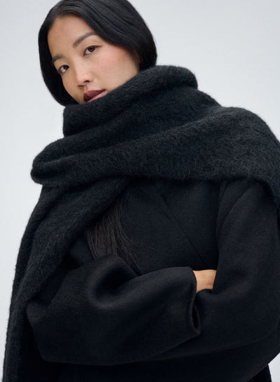 Black Alpaca Knit Scarf