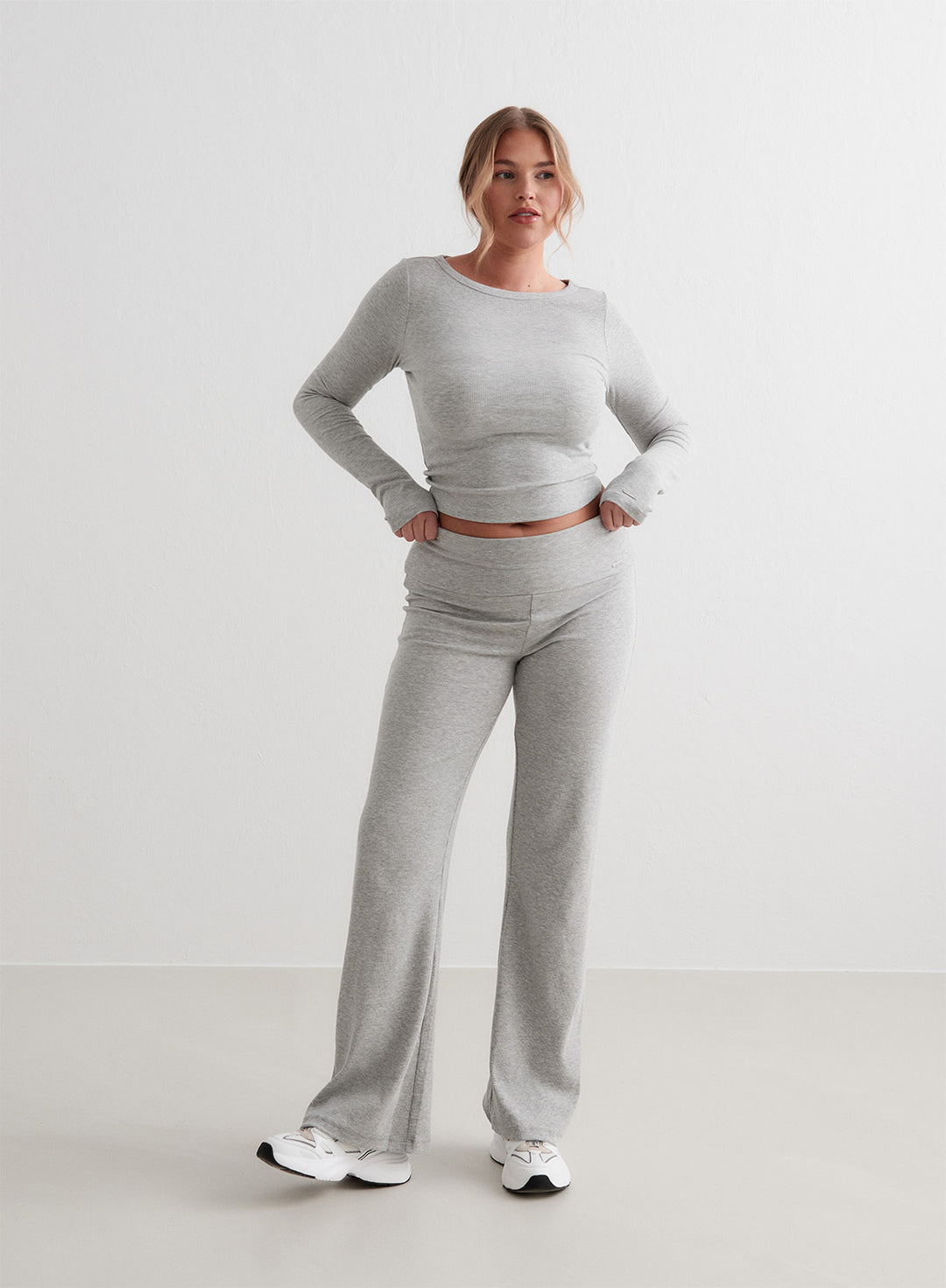 Grey Melange Ease Ribbed Pants – AIM'N EU