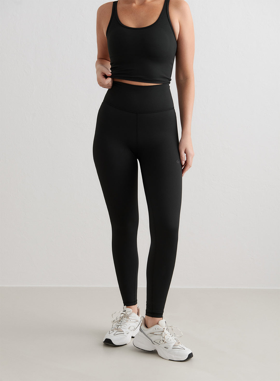 Black Monochrome Core Flare Tights – AIM'N EU