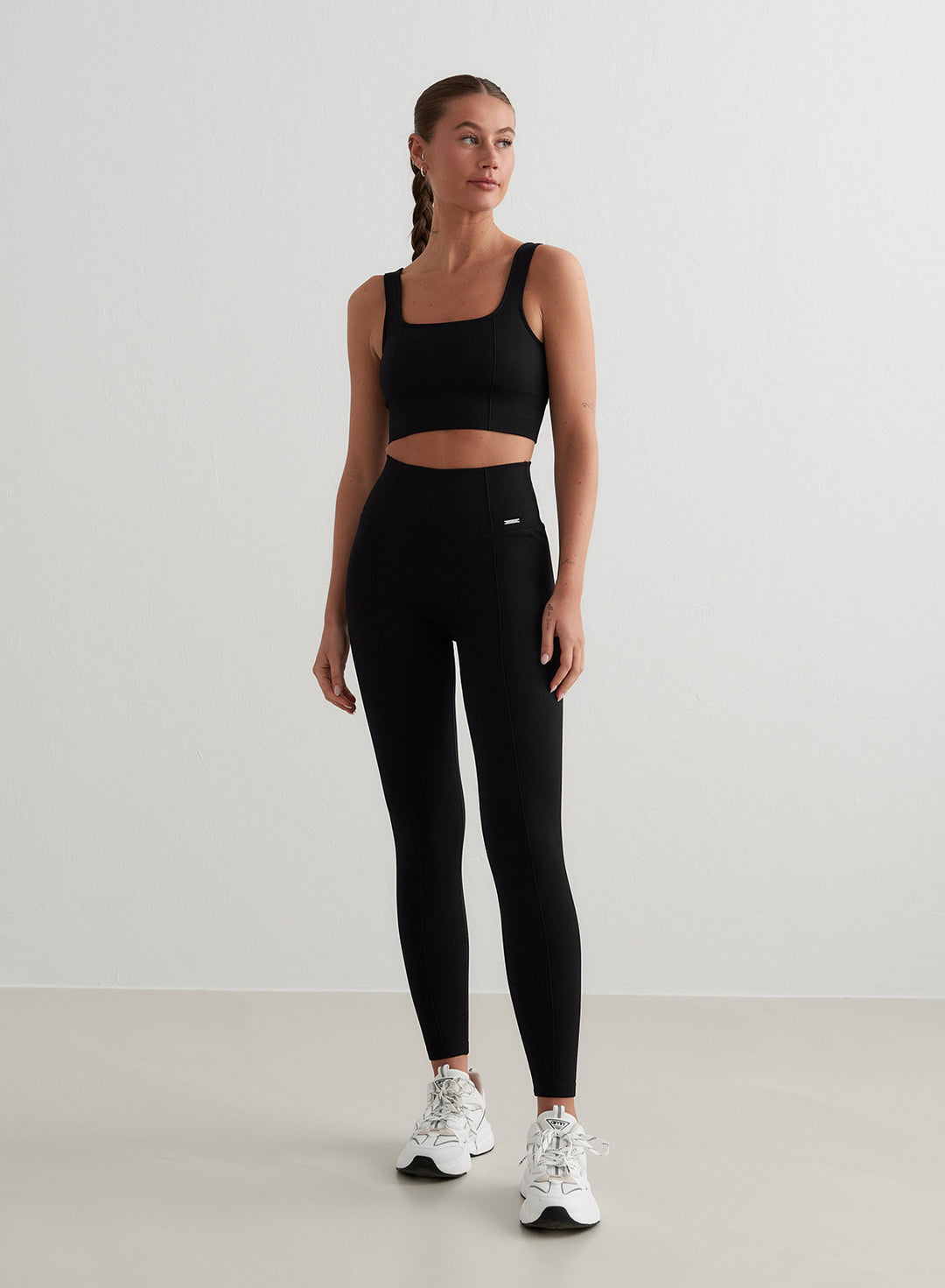 Aimn seamless online