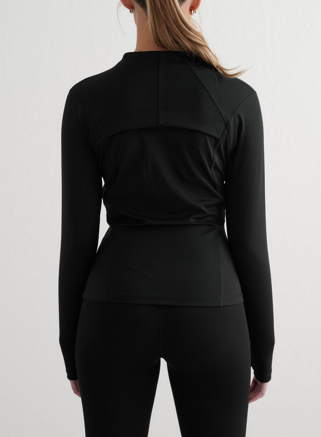 Black Sculpting Zip Jacket – AIM'N EU