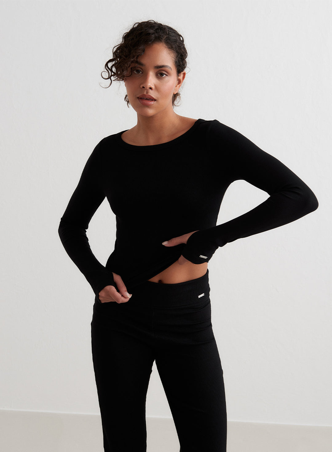 Black Ease Ribbed Long Sleeve Top – AIM'N EU