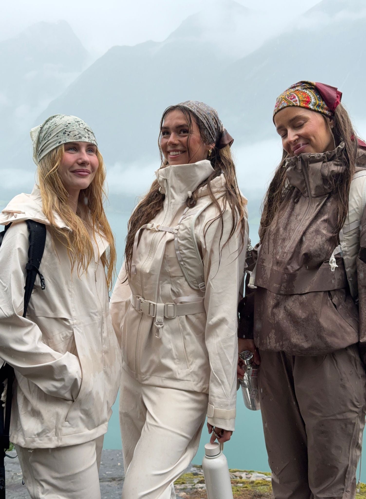 Nougat Cropped Waterproof Anorak – AIM'N EU
