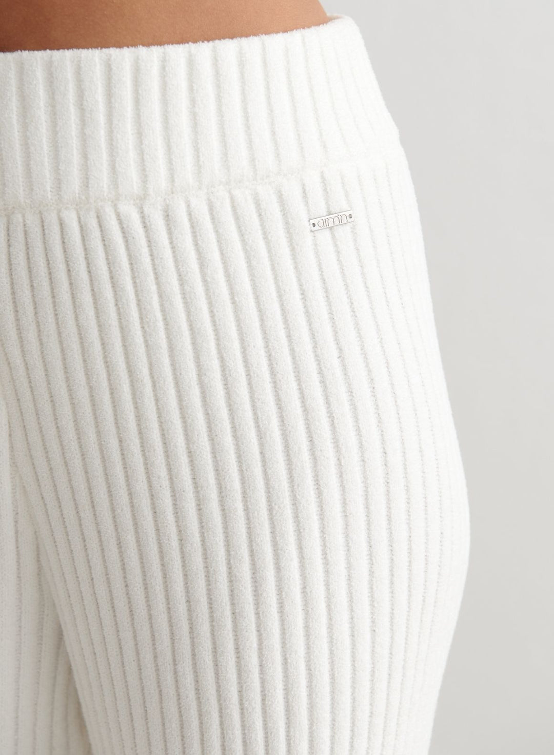 Almond White Rib Knit Pants – AIM'N EU