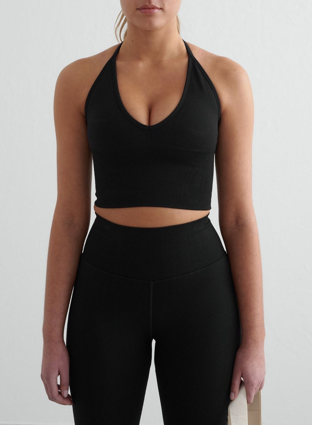 black-shape-seamless-cross-
