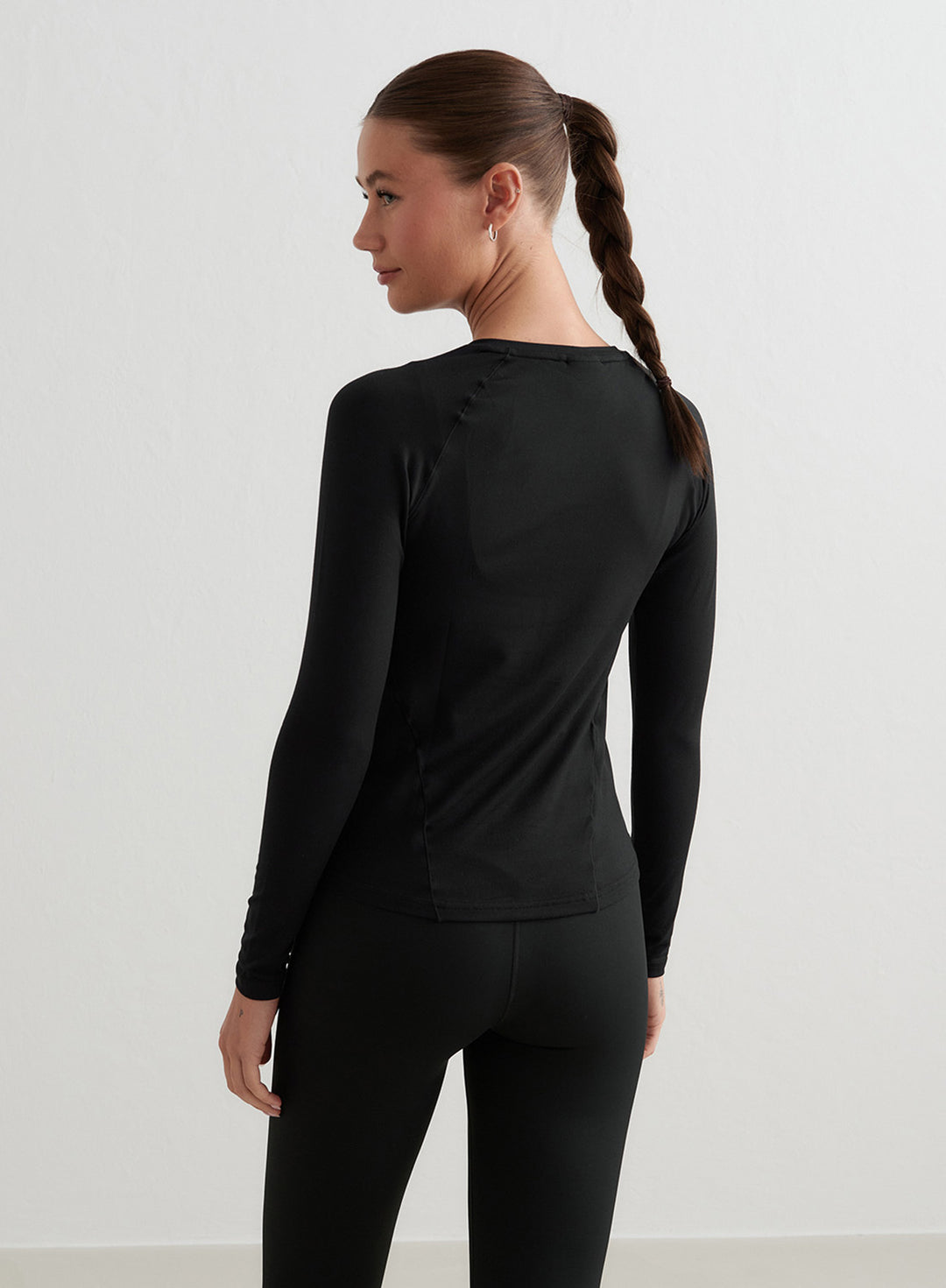 Black Soft Basic Long Sleeve – AIM'N EU