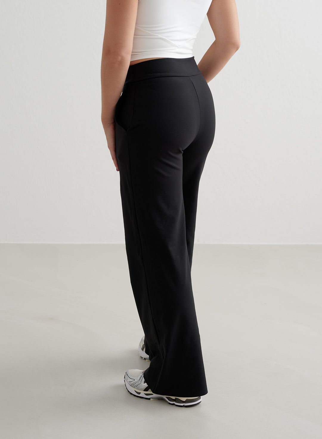 Black Sense Wide Pants – AIM'N EU