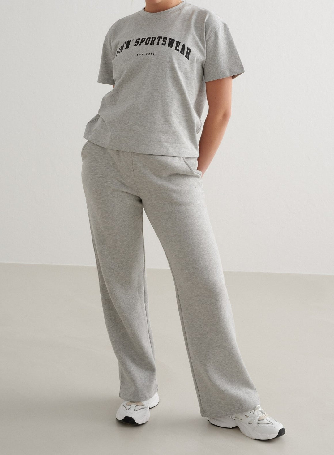 Grey Melange Wide Sweatpants – AIM'N EU
