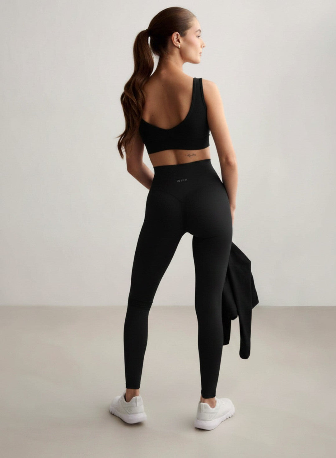 Black Shape Seamless Tights – AIM'N EU