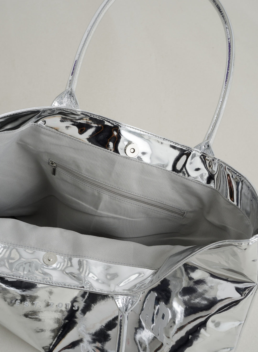 Chrome Tote Bag – AIM'N EU